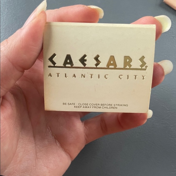 Vintage Caesars Atlantic City Matchbook nostalgic movie props - Picture 3 of 7